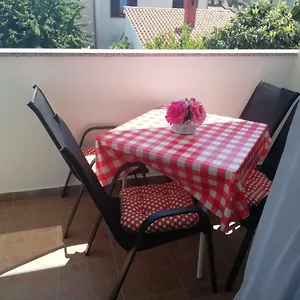 Bevanda Apartment Pula